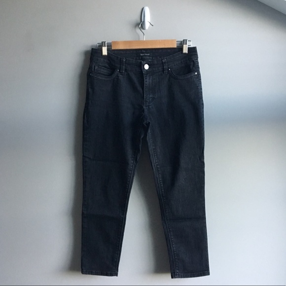 White House Black Market Denim - ⚪ 3/$15  White House Black Market skinny crop jeans
